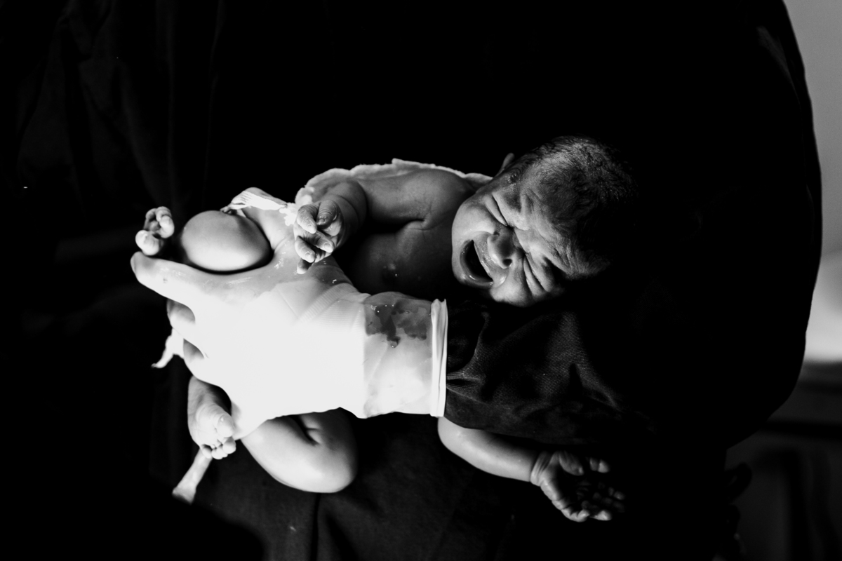 fotografa familia curitiba - nascimento Laura maternidade santa cruz