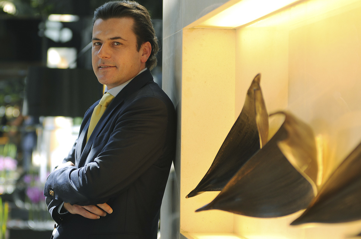 Retrato corporativo Ricardo Bakker