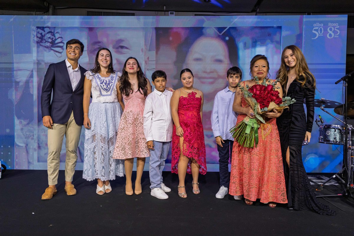 amilia Bernhoeft recebe homenagem