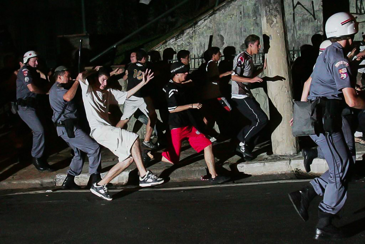 briga de torcida gavioes da fiel