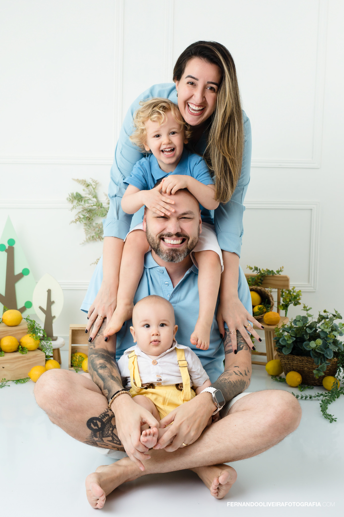 ensaio de 9 meses acompanhamento bebe fotografico estudio são paulo brooklin momema campo belo aniversario 1 ano