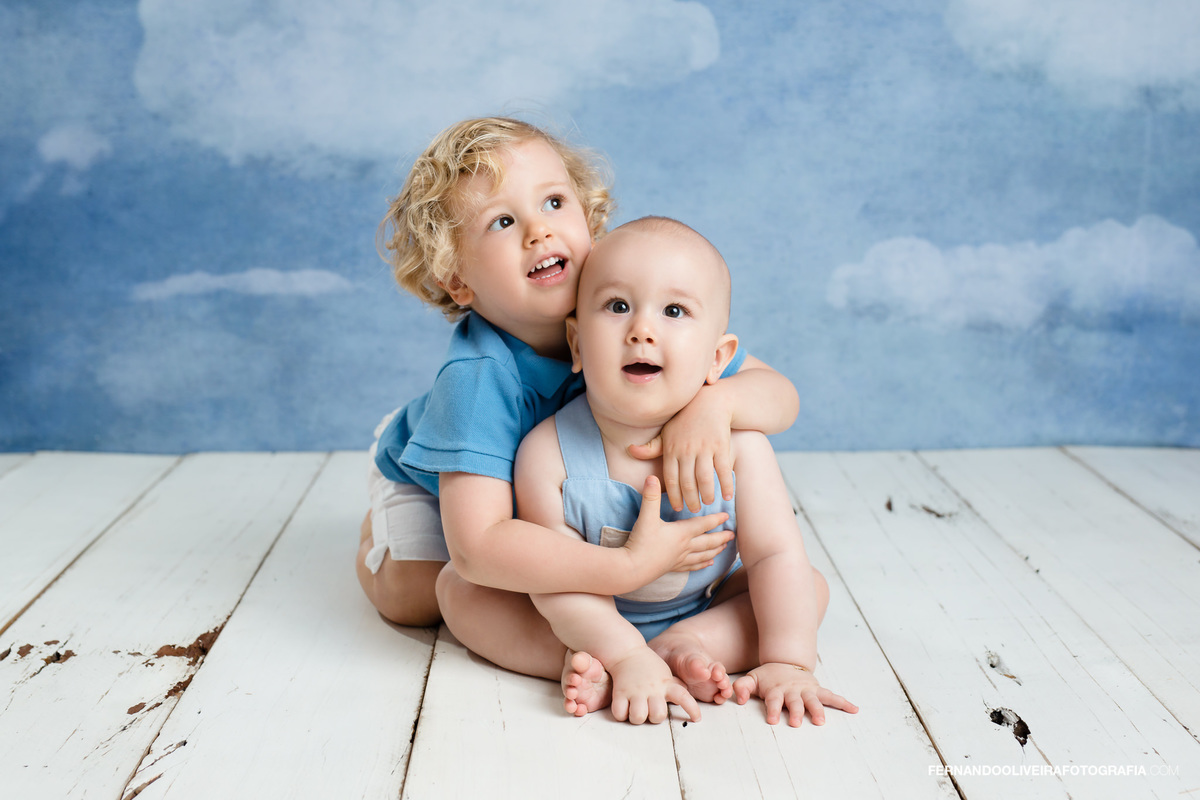 ensaio de 9 meses acompanhamento bebe fotografico estudio são paulo brooklin momema campo belo aniversario 1 ano