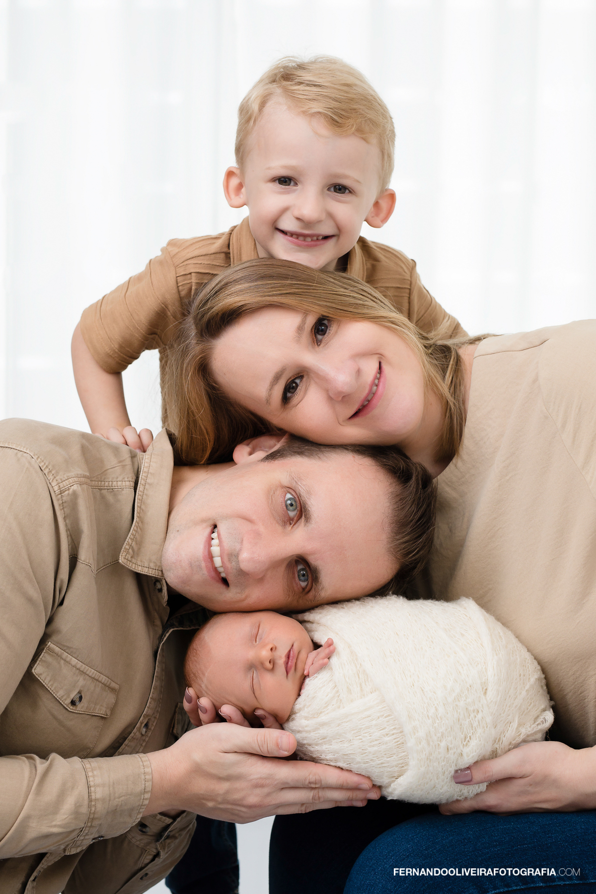 newborn bebe ensaio estudio recem nascido bebe parto maternidade gestante fotografia 