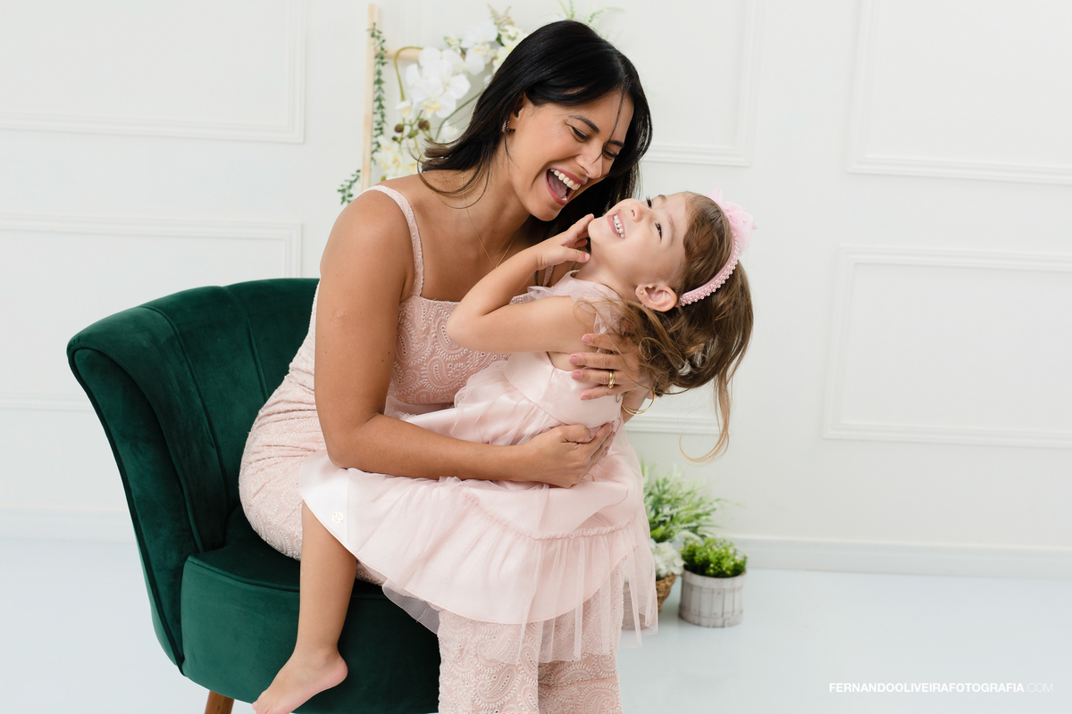 Dia das maes ensaio sessao estudio fotografo fotografa fernando oliveira bruna rafaela brooklin moema campo belo itaim bibi zona sul