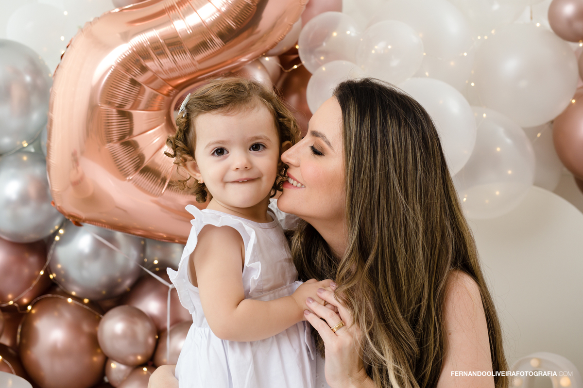 sessao 2 anos aniversario buffet infantil estudio fotografo fotografa decoração de baloes