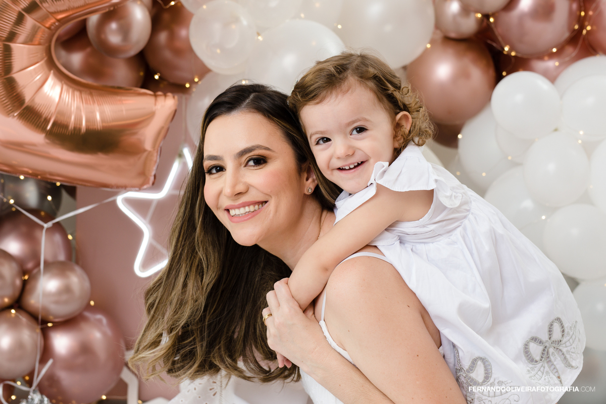 sessao 2 anos aniversario buffet infantil estudio fotografo fotografa decoração de baloes
