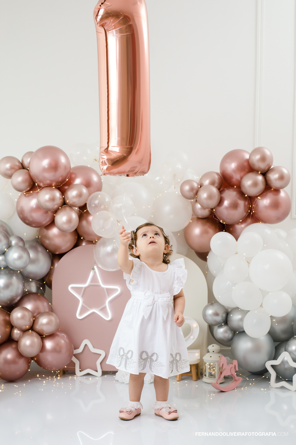 sessao 2 anos aniversario buffet infantil estudio fotografo fotografa decoração de baloes