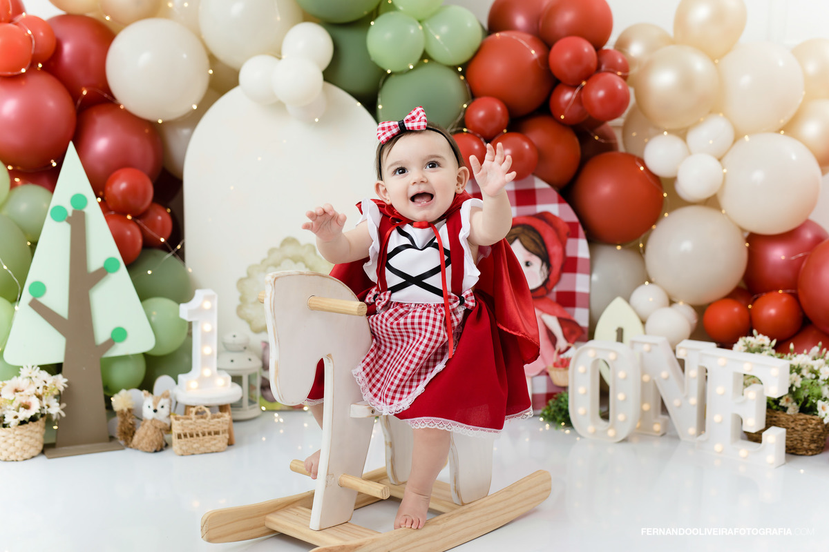 Acompanhamento bebe ensaio 1 ano smash the cake aniversario estudio infantil fotografo fotografa bebe decoração