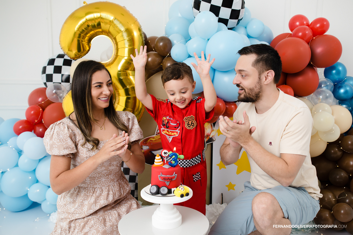 ensaio criança 3 anos smash the cake balao de helio sp sao paulo estudio fernando oliveira bruna rafaela decoracao aniversario festa buffet