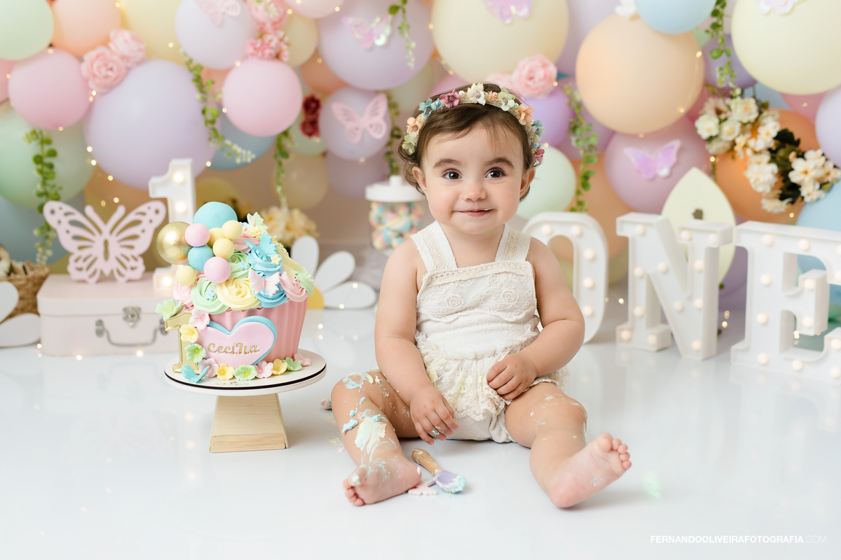 ensaio bebe 1 ano festa aniversario buffet infantil smash the cake decoracao baloes sp sao paulo fotografa bruna rafaela fernando oliveira estudio