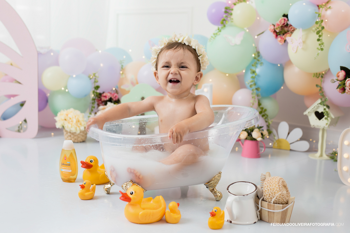 smash the cake São Paulo, ensaio smash the cake primeiro aniversário, fotografia bebê 1 ano, bolo smash cake, ensaio smash cake menina, primeiro aninho smash, fotógrafo smash the cake, Bella smash the cake.