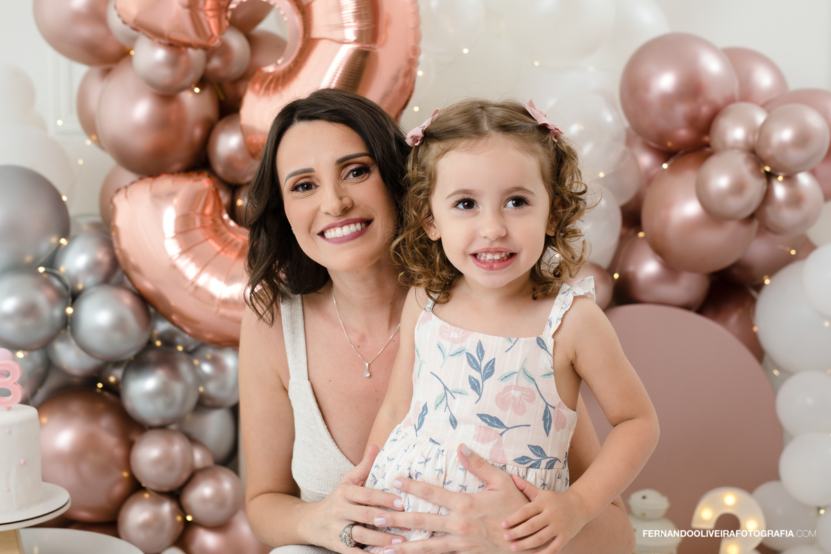 Ensaio aniversario fotografo estudio infantil 3 anos decoração balões helio brooklin moema campo belo