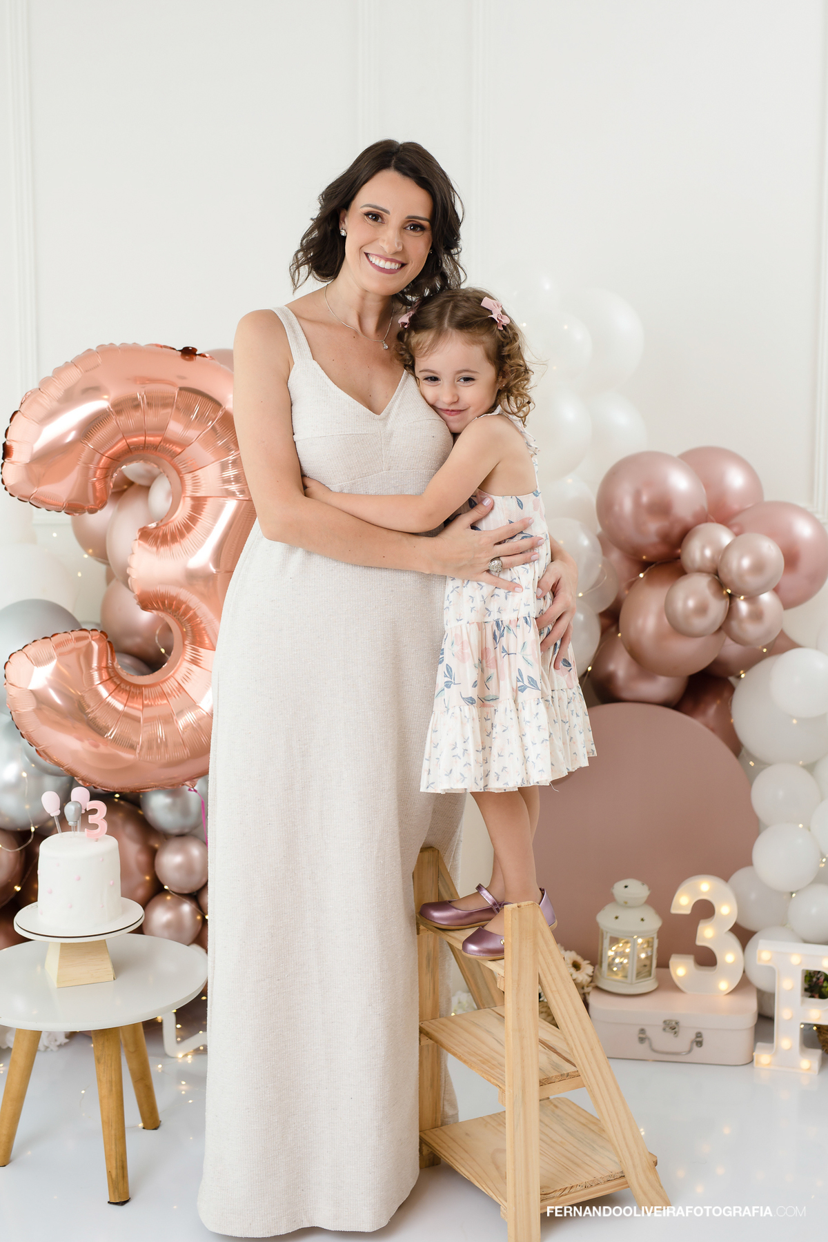 Ensaio aniversario fotografo estudio infantil 3 anos decoração balões helio brooklin moema campo belo