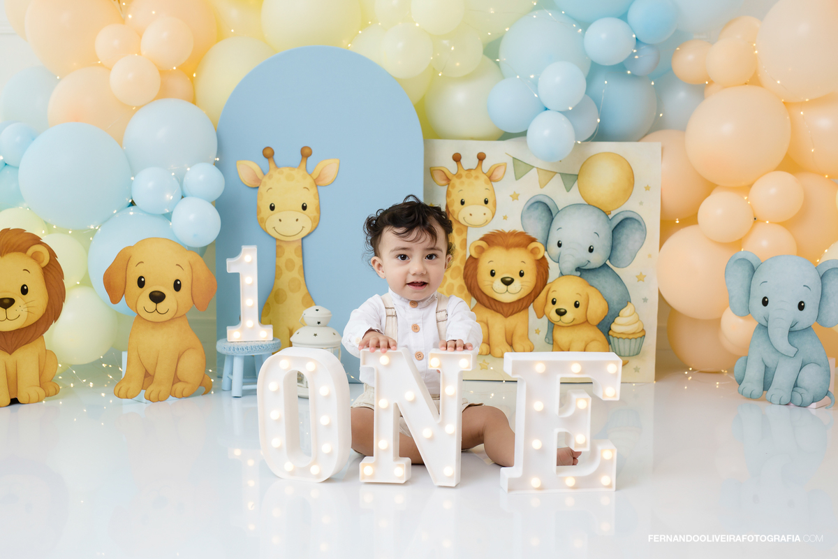 Ensaio smash the cake zona sul sp sao paulo estudio infantil brooklin moema santo amaro campo belo ibirapuera decoração com baloes