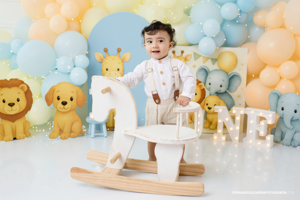 Ensaio smash the cake zona sul sp sao paulo estudio infantil brooklin moema santo amaro campo belo ibirapuera decoração com baloes