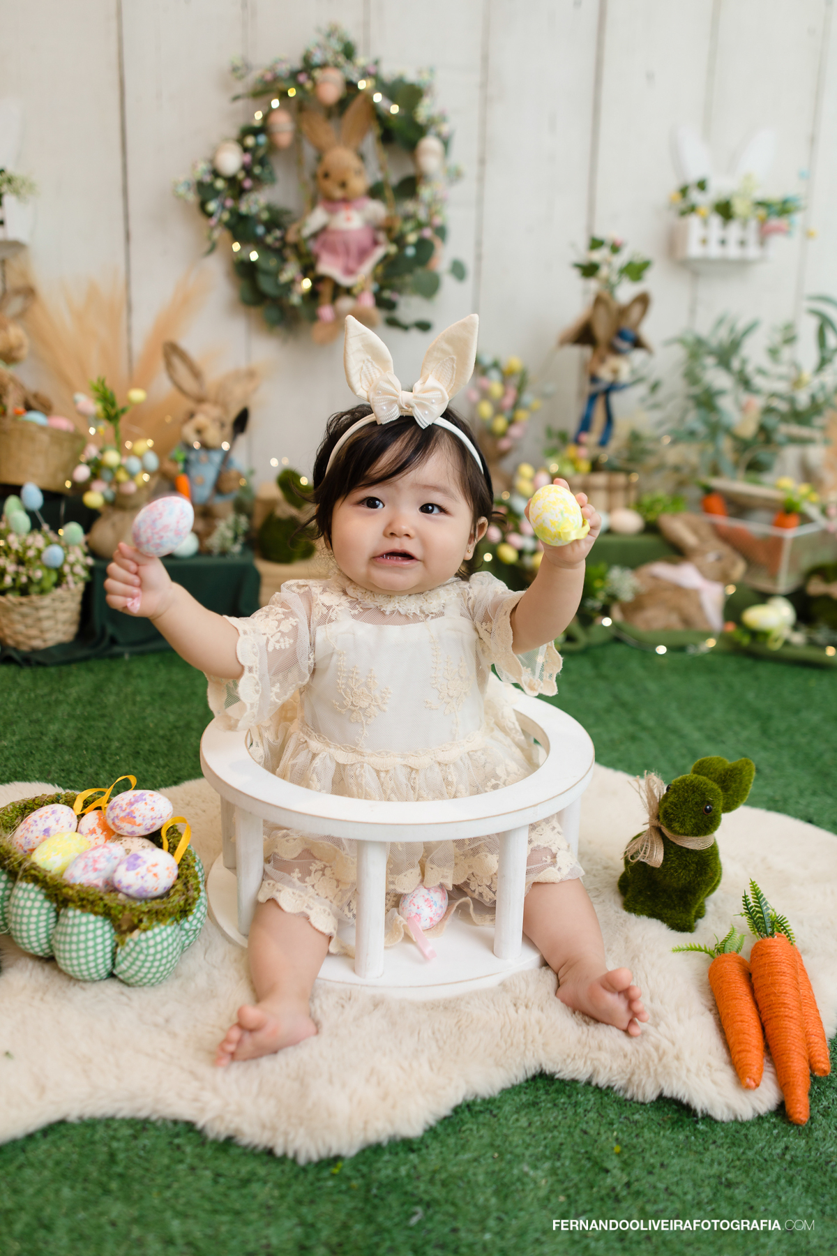 ensaio acompanhamento bebê, acompanhamento 9 meses, ensaio bebê 9 meses, ensaio de páscoa bebê, ensaio páscoa infantil, fotos de bebê páscoa, ensaio infantil temático, fotografia de bebê, fotógrafo infantil, acompanhamento mensal bebê, ensaio família bebê