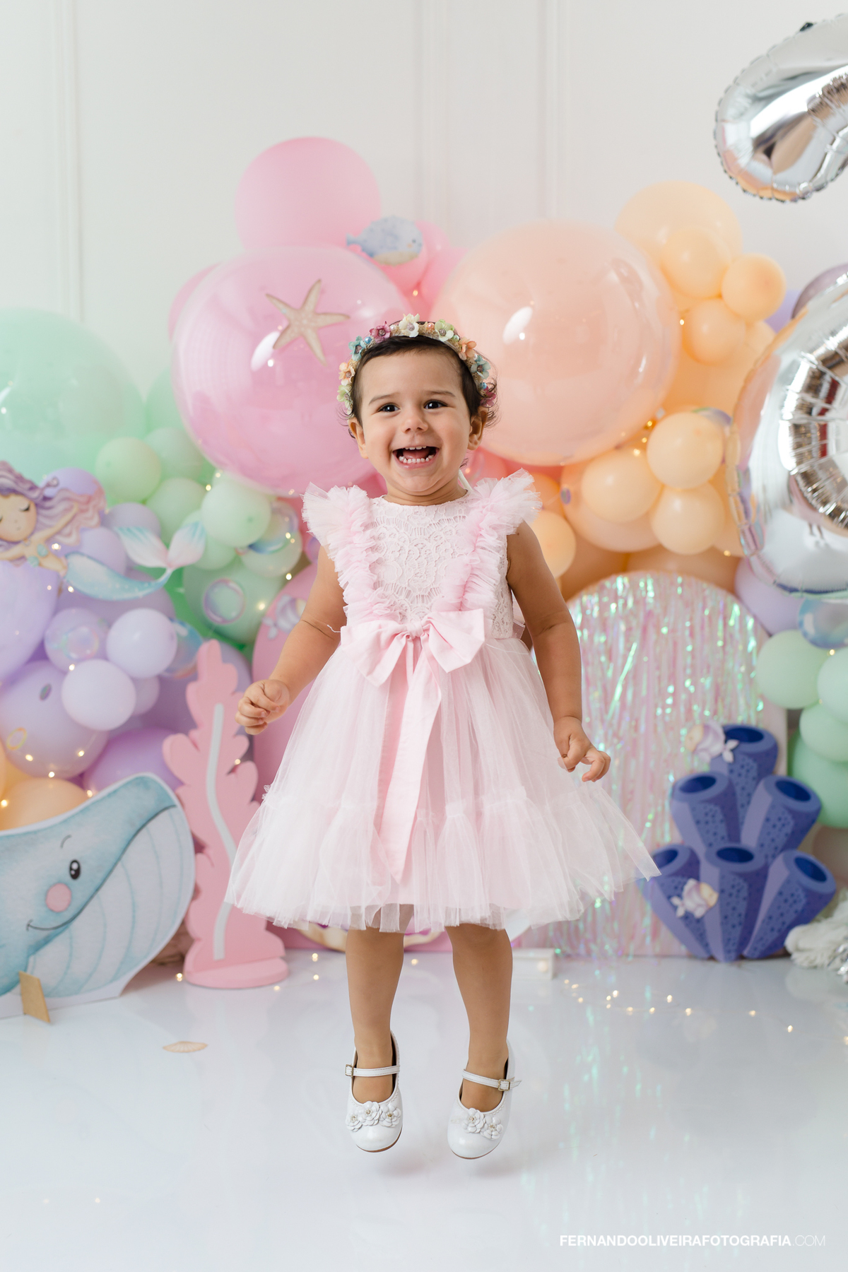 ensaio 2 anos são paulo sp zona sul cenário fundo do mar decoração fotografo fotografa infantil estudio fotografico aniversário menina smash the cake