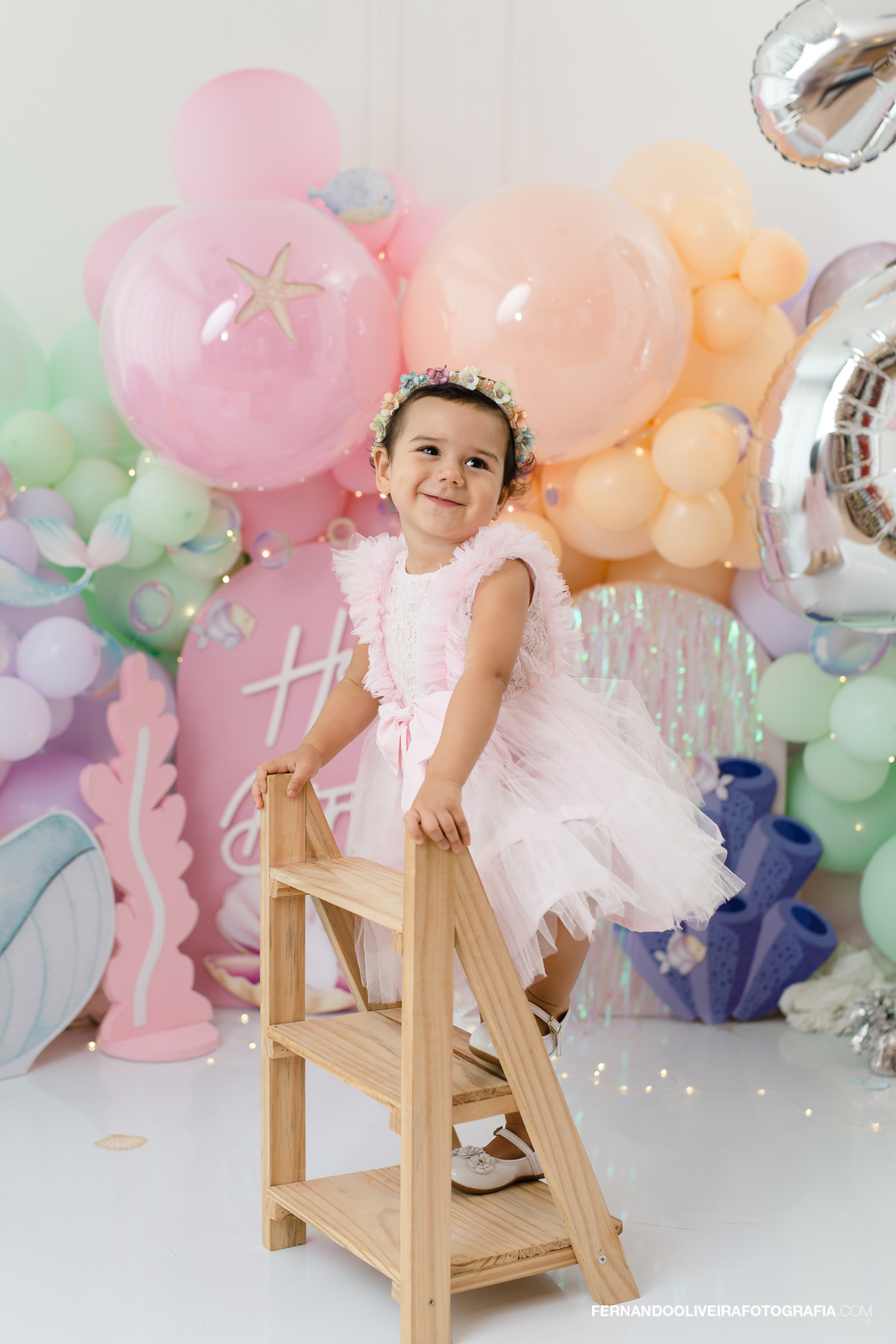 ensaio 2 anos são paulo sp zona sul cenário fundo do mar decoração fotografo fotografa infantil estudio fotografico aniversário menina smash the cake