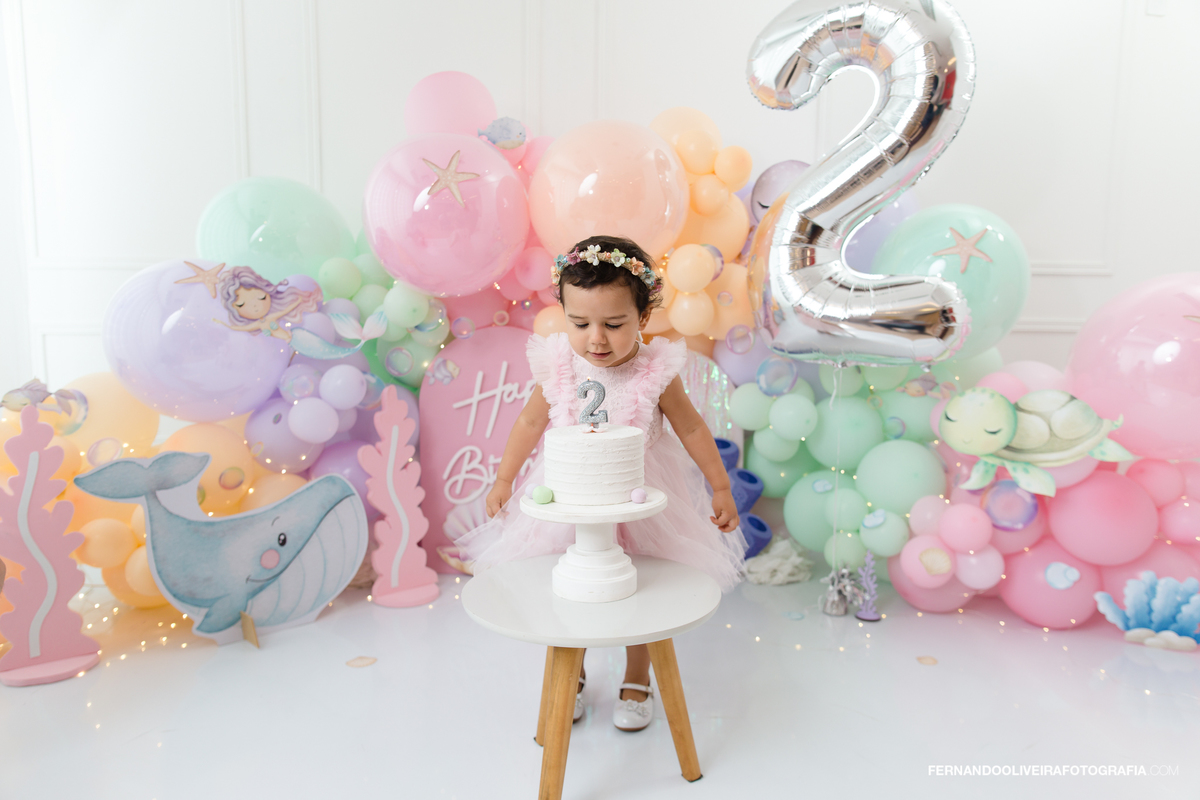 ensaio 2 anos são paulo sp zona sul cenário fundo do mar decoração fotografo fotografa infantil estudio fotografico aniversário menina smash the cake
