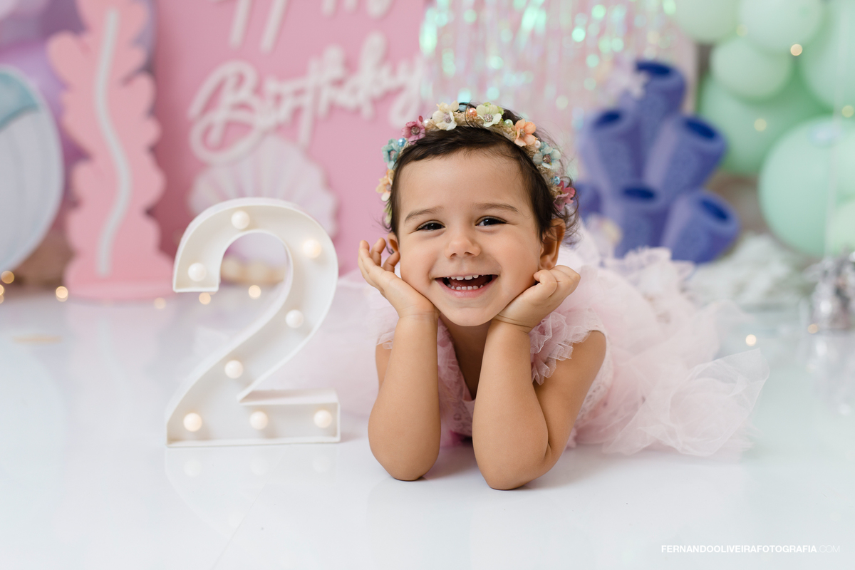 ensaio 2 anos são paulo sp zona sul cenário fundo do mar decoração fotografo fotografa infantil estudio fotografico aniversário menina smash the cake