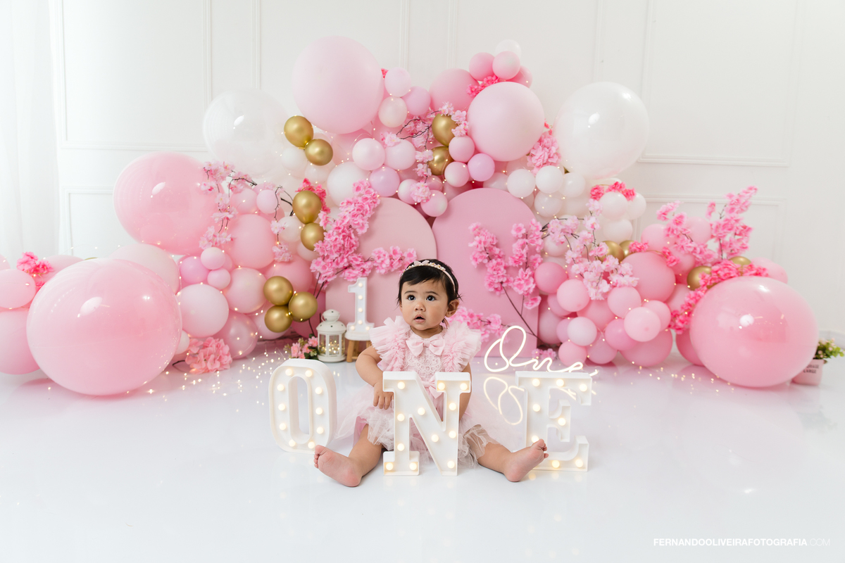 ensaio smash the cake decoração de cerejeira flor floral estudio infantil fotografo fotografa brooklin moema campo belo zona sul santo amaro pinheiros itaim bibi