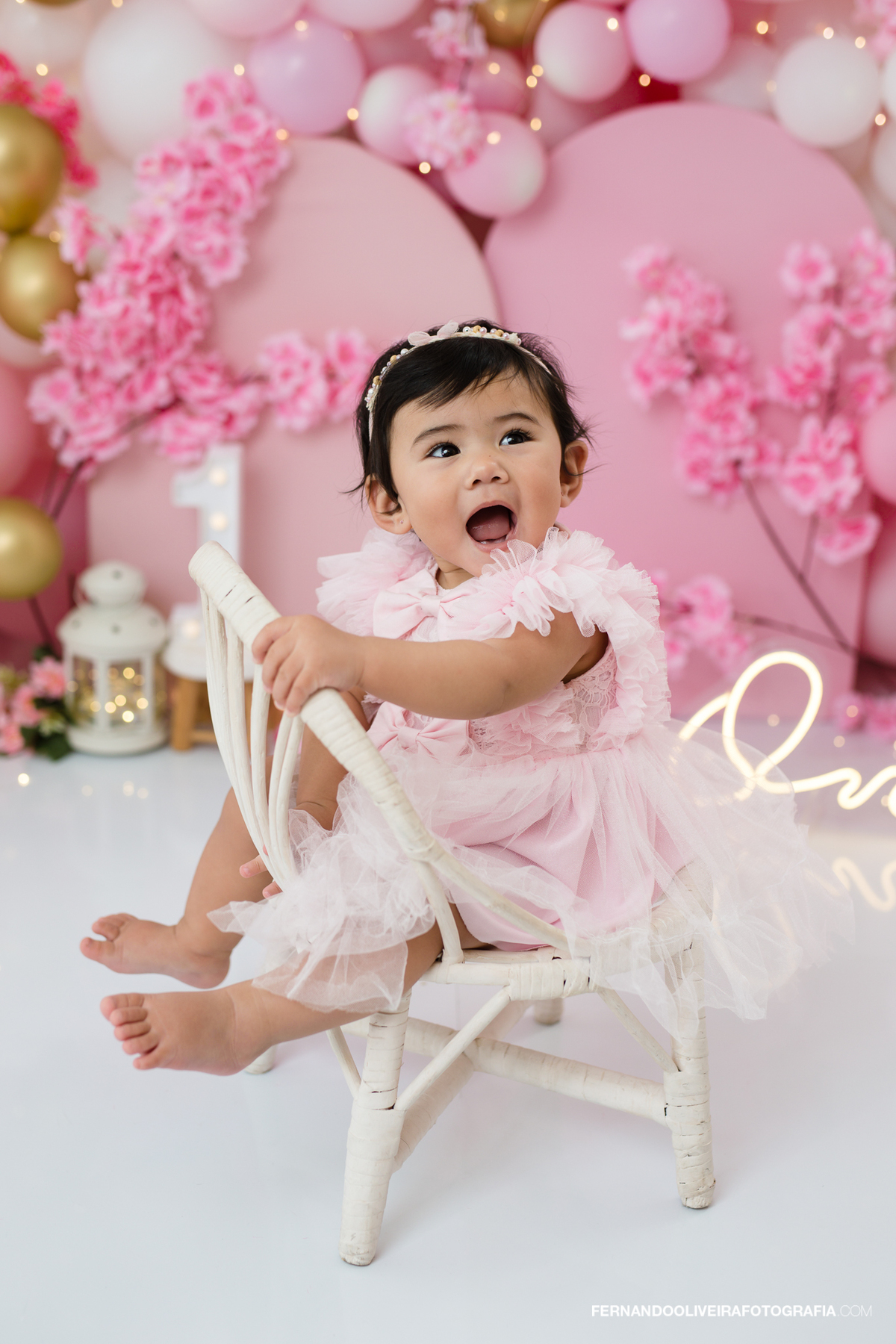 ensaio smash the cake decoração de cerejeira flor floral estudio infantil fotografo fotografa brooklin moema campo belo zona sul santo amaro pinheiros itaim bibi