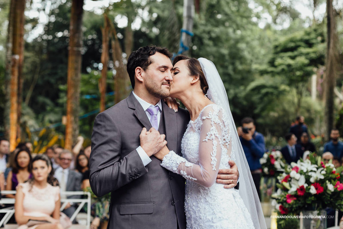 beijos dos noivos mombaça park carpe diem fotografo de casamento sp fernando oliveira