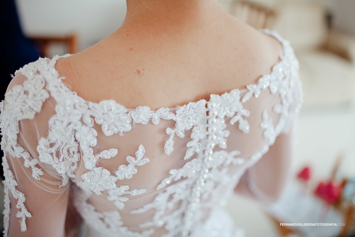 detalhe do vestido da noiva fotografo de casamento sp fernando oliveira