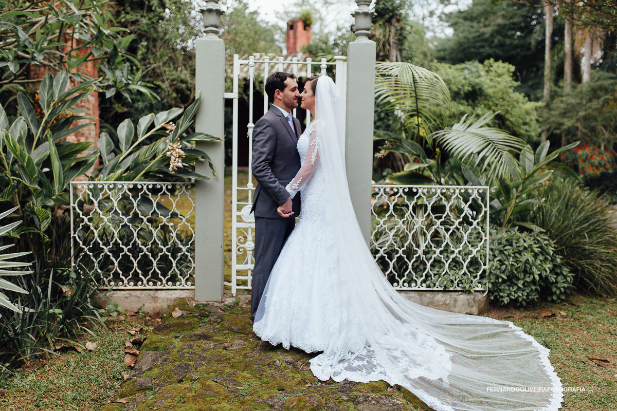 noiva no portao mombaça park carpe diem fotografo de casamento sp fernando oliveira