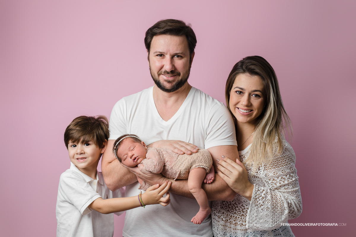 ensao recem nascido newborn em casa alice menina estúdio studio são paulo