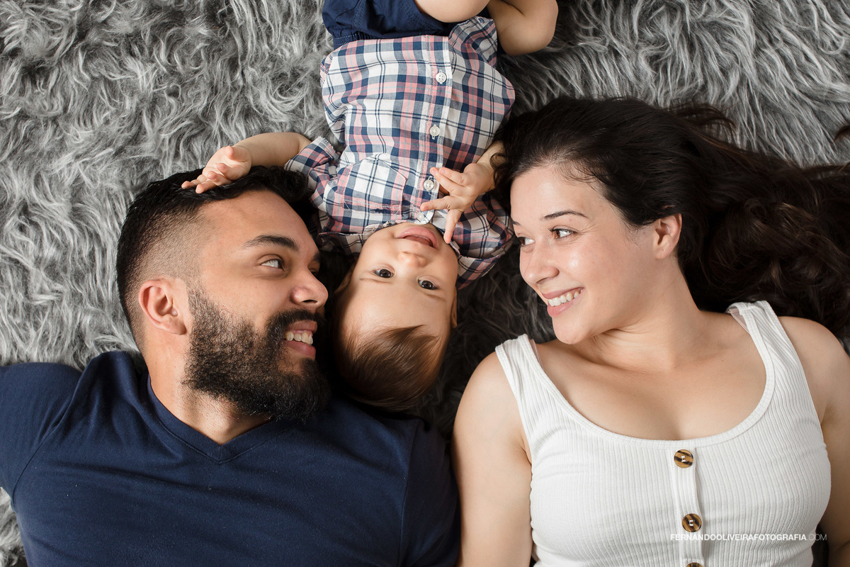 Acompanhamento bebe 9 meses gael sp fotografa fotografo banheira azul roupinha pais