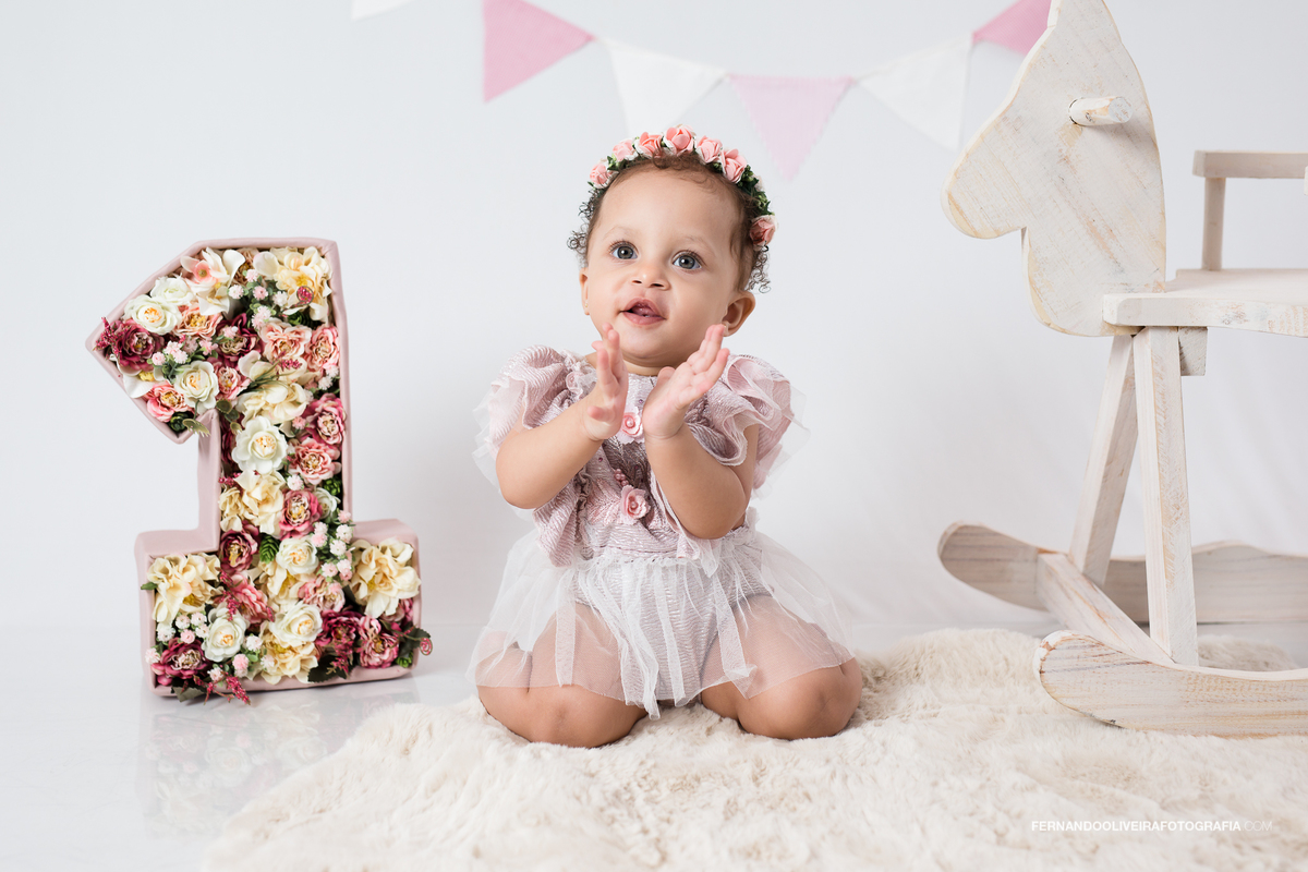 Ensaio smash the cake em casa 1 anoa