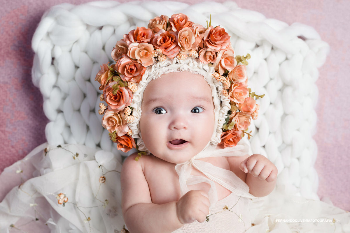 Ensaio de acompanhamento bebe 3 meses flor
