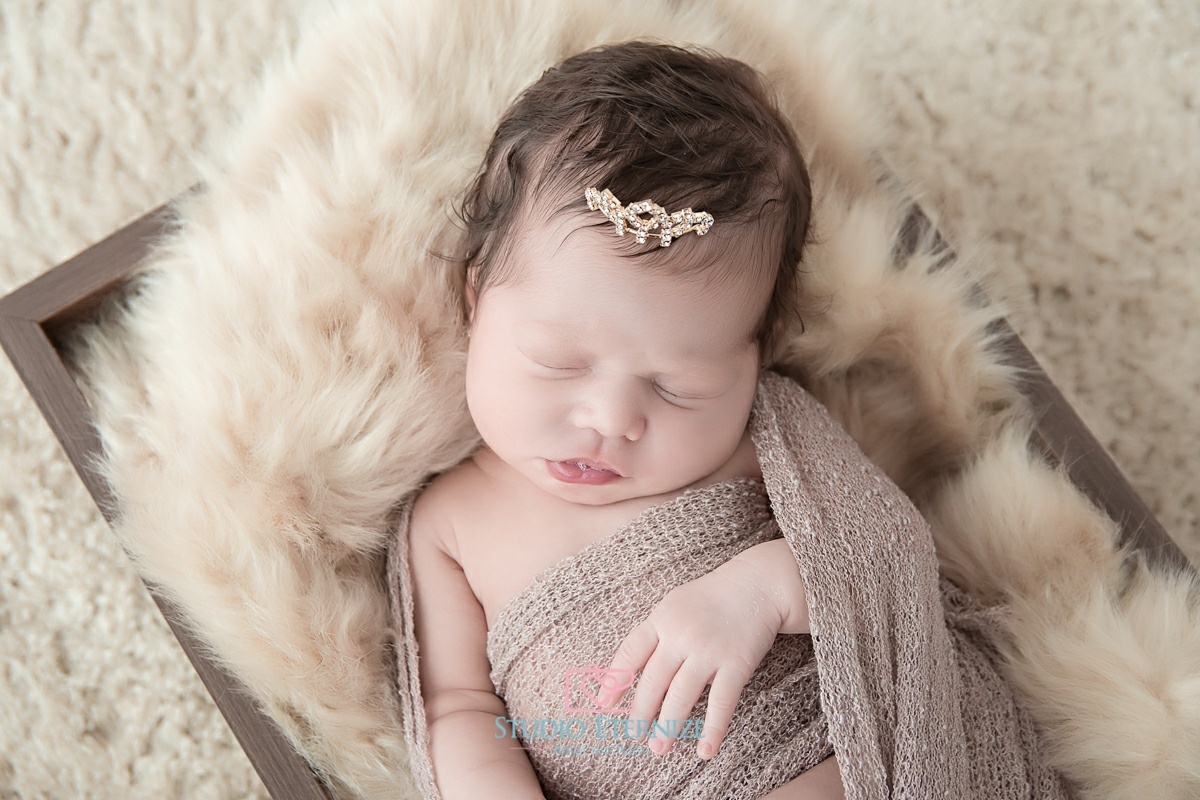 Newborn - 19 dias - Studio Eternize - Poços de Caldas - MG