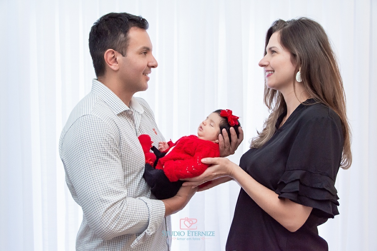 LÍVIA - 30 DIAS - NEWBORN - STUDIO ETERNIZE - POÇOS DE CALDAS