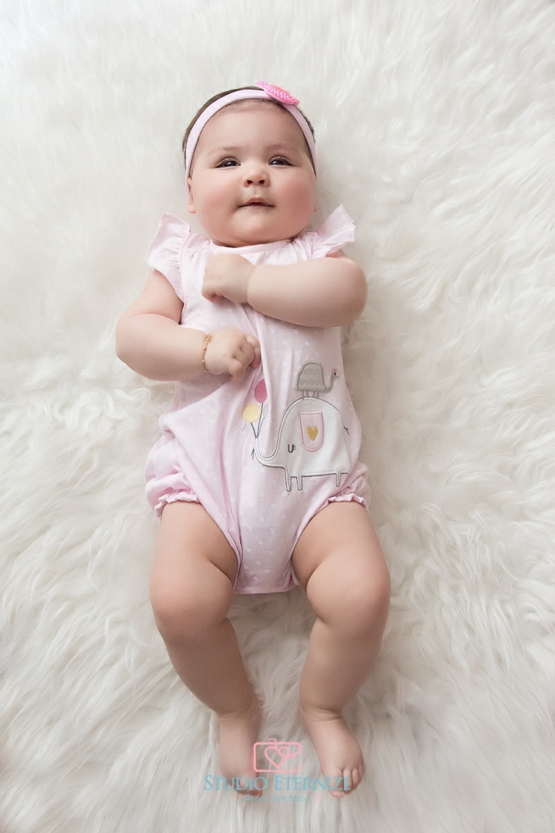 ACOMPANHAMENTO ISABELLA - 6 MESES - STUDIO ETERNIZE - POÇOS DE CALDAS