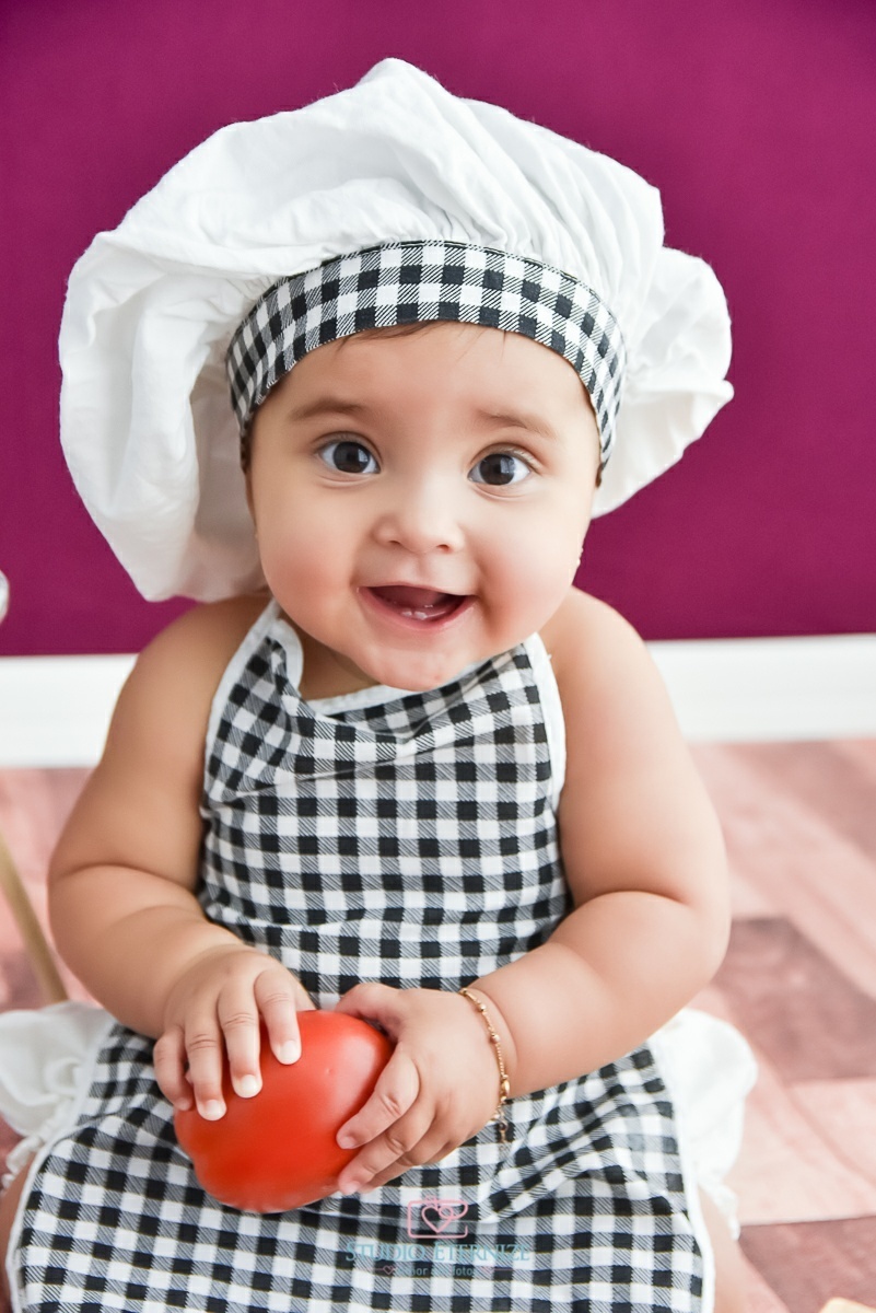 ACOMPANHAMENTO HELENA - 6 MESES- STUDIO ETERNIZE- POÇOS DE CALDAS
