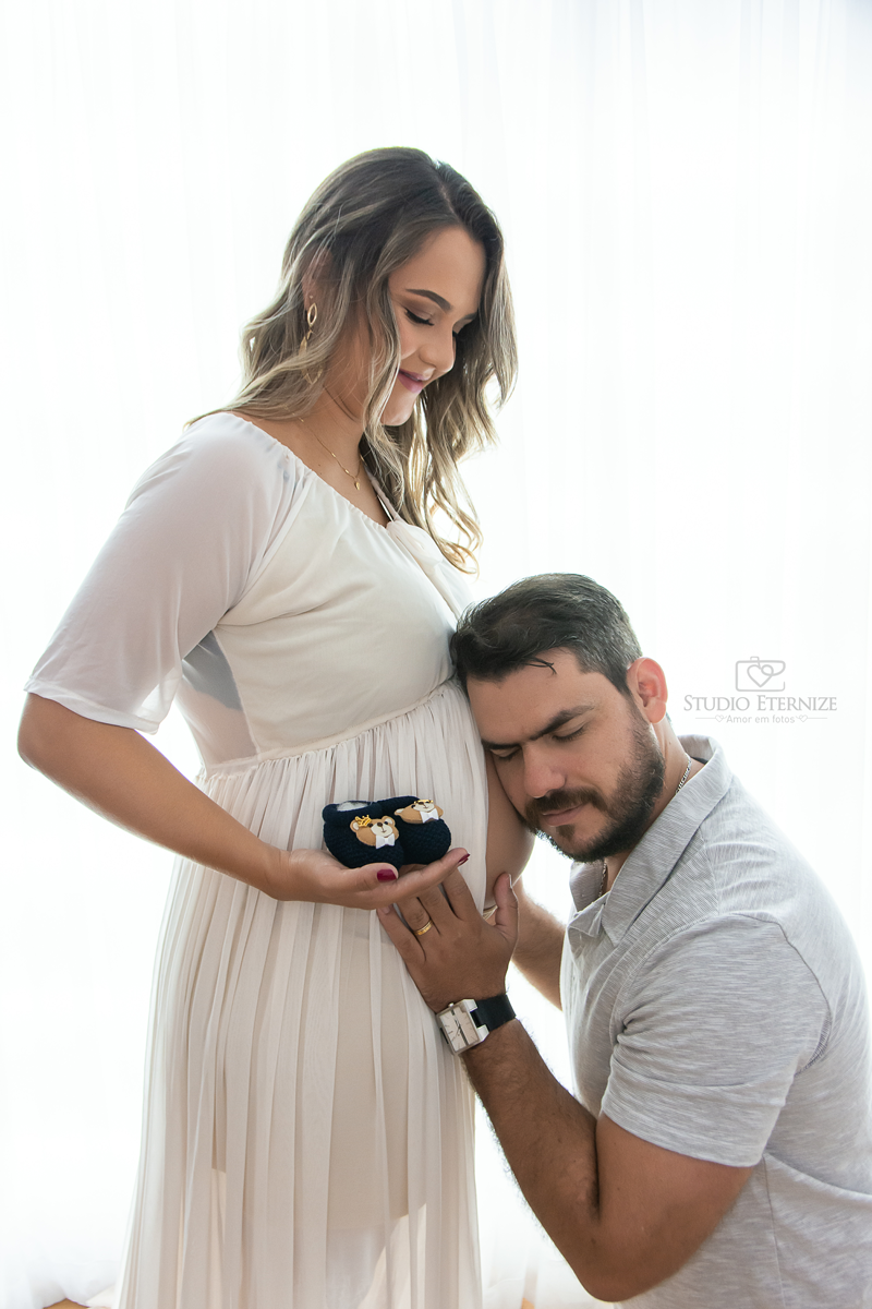FOTOGRAFIA DE GESTANTE EM ESTÚDIO - FOTOGRAFIA DE FAMILIA