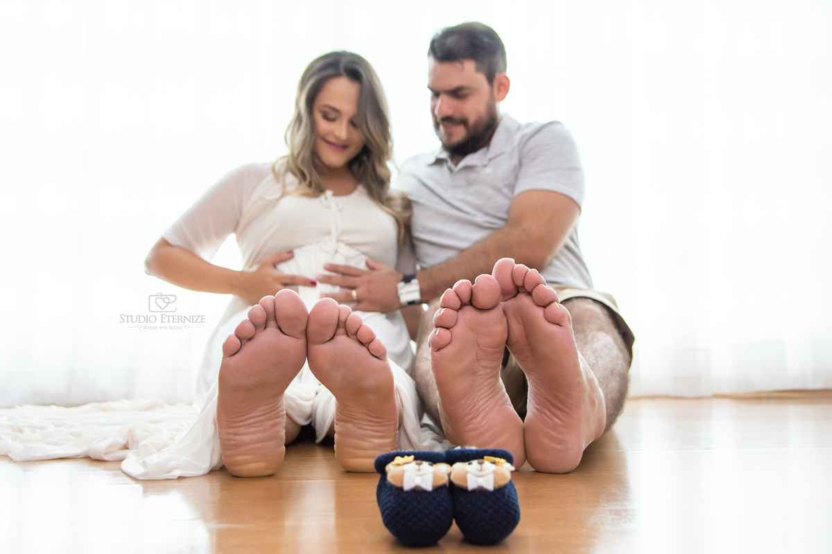 FOTOGRAFIA DE GESTANTE EM ESTÚDIO - FOTOGRAFIA DE FAMILIA