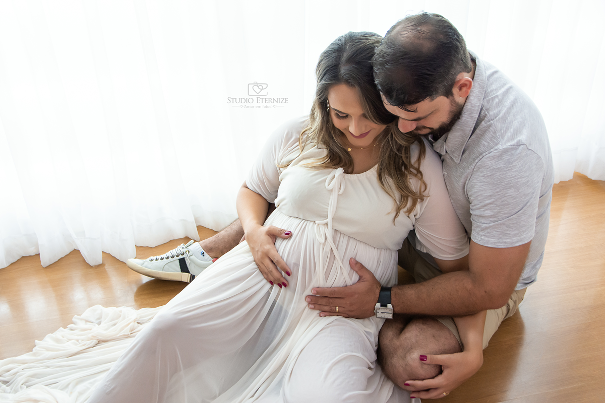FOTOGRAFIA DE GESTANTE EM ESTÚDIO - FOTOGRAFIA DE FAMILIA