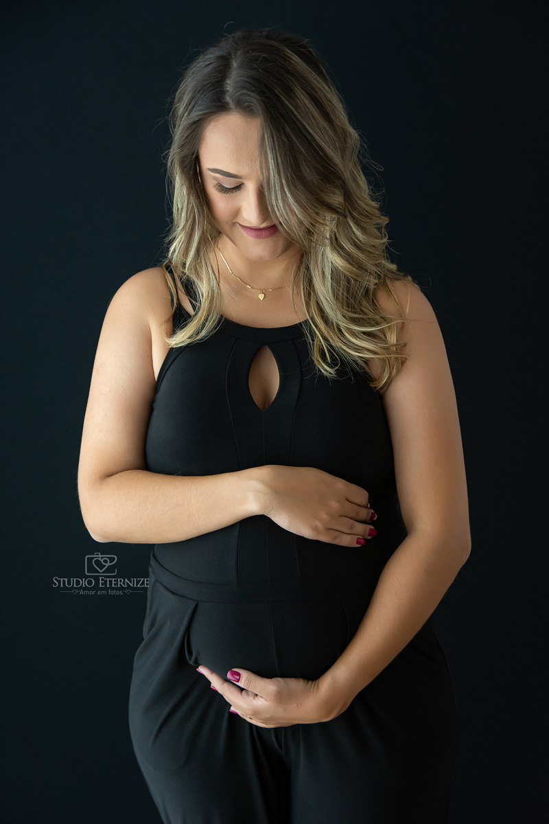 FOTOGRAFIA DE GESTANTE EM ESTÚDIO - FOTOGRAFIA DE FAMILIA