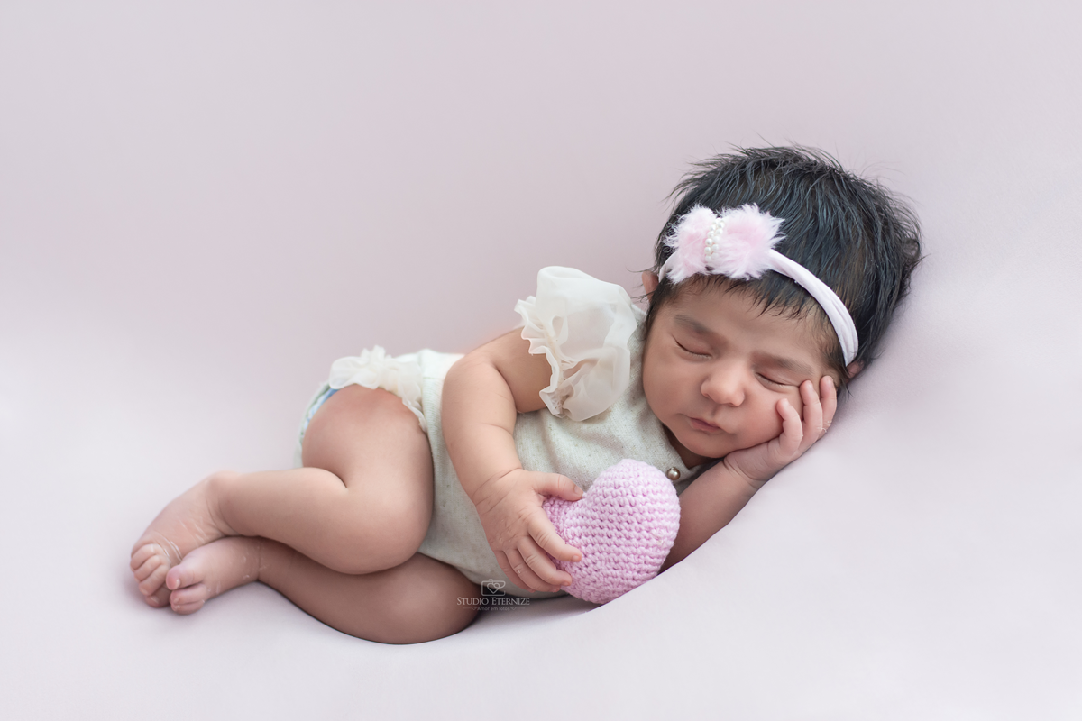 NEWBORN - MENINA