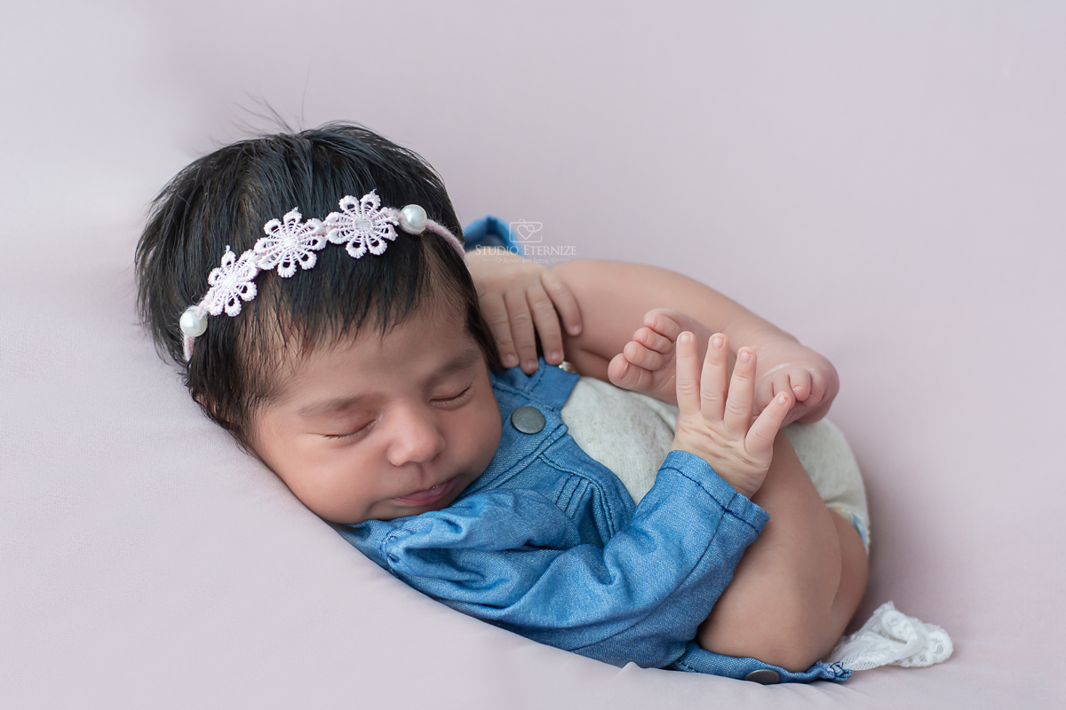 NEWBORN - MENINA