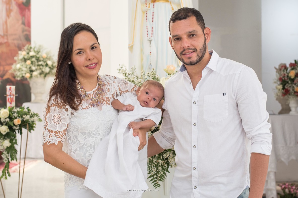fotos, missa, batizado, rafael, igreja, rosa mística, maceió, alagoas, brasil, fátima, decoração, cruz, igreja, mãe, bebê, avó, família, pai, pais, criança, batismo, sorrisos