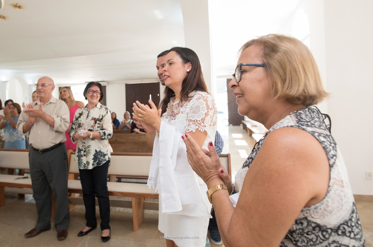 fotos, missa, batizado, rafael, igreja, rosa mística, maceió, alagoas, brasil, fátima, decoração, cruz, igreja, mãe, bebê, avó, família, pai, pais, criança, batismo, sorrisos, ben&ccedil