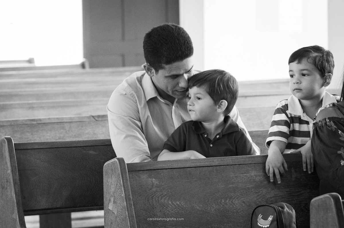 fotos, missa, batizado, rafael, igreja, rosa mística, maceió, alagoas, brasil, fátima, decoração, cruz, igreja, mãe, bebê, avó, família, pai, pais, criança, batismo, sorrisos, ben&ccedil