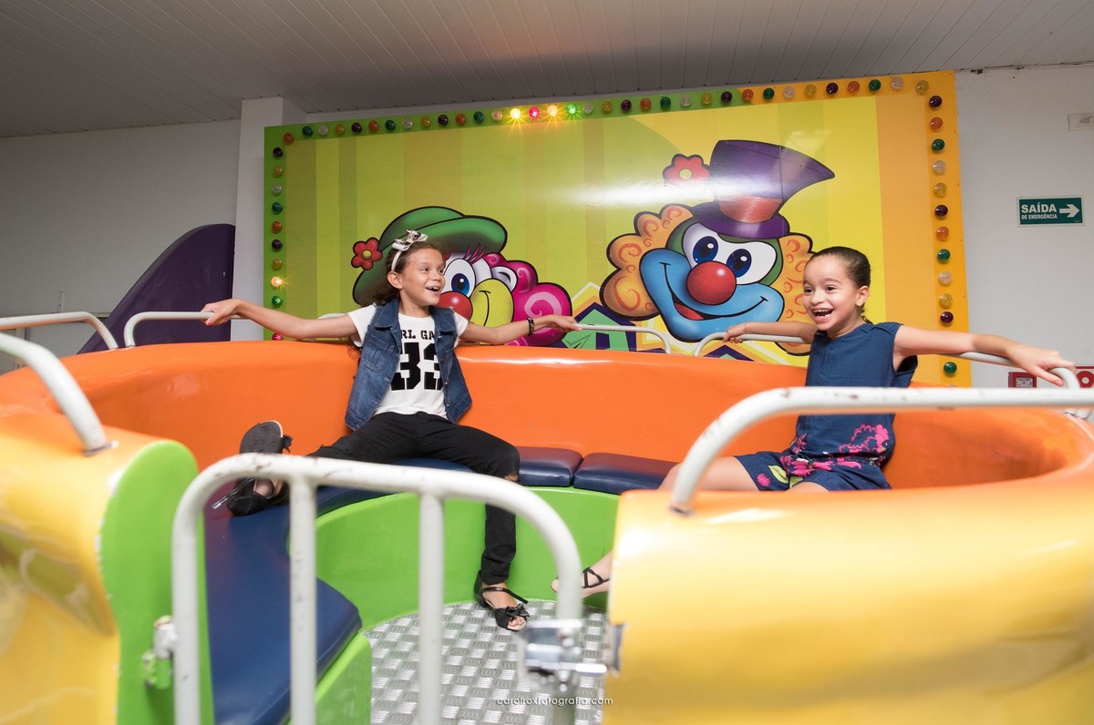 fotografia, infantil, aniversario, 1 ano, lucas, alvin e os esquilos, pippop, piscina de bolinhas, cores, vermelho, azul, amarelo, crianças, parabens, bolo, doces, decoracao, maceio, alagoas, brasil