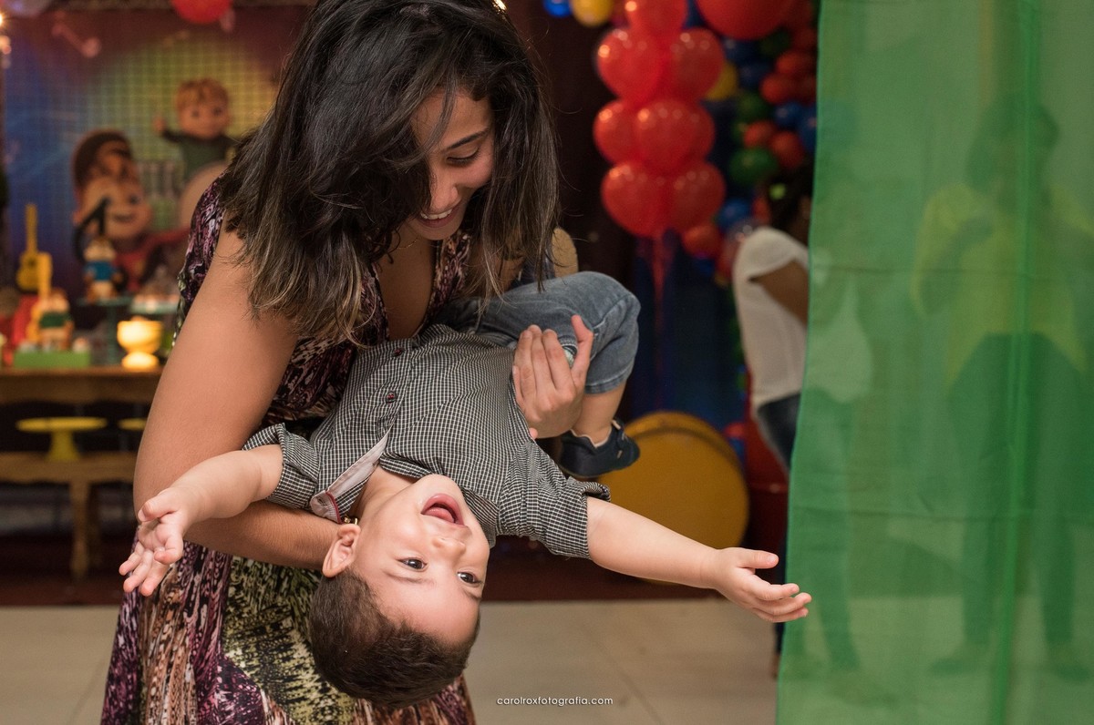 fotografia, infantil, aniversario, 1 ano, lucas, alvin e os esquilos, pippop, piscina de bolinhas, cores, vermelho, azul, amarelo, crianças, parabens, bolo, doces, decoracao, maceio, alagoas, brasil