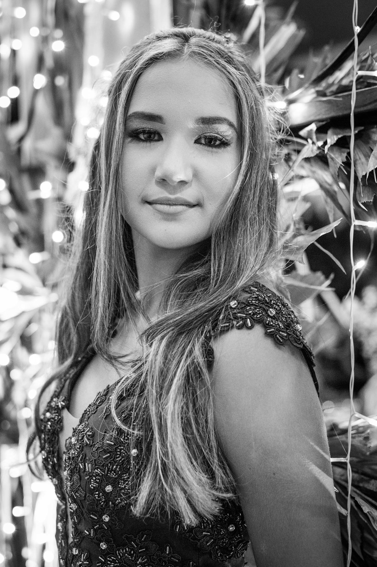 festa-15-anos-retrato-debutante-preto-e-branco-book-pose-sind-bastos-fotografa-fotografo