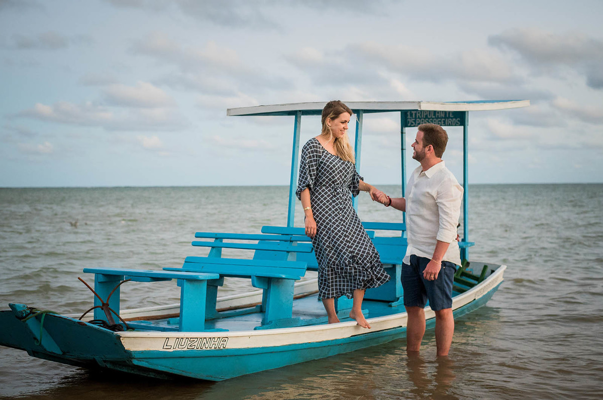 jangada-mar-praia-sol-casal-casamento
